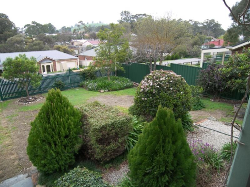 7 Little Eva Street, Williamstown SA 5351