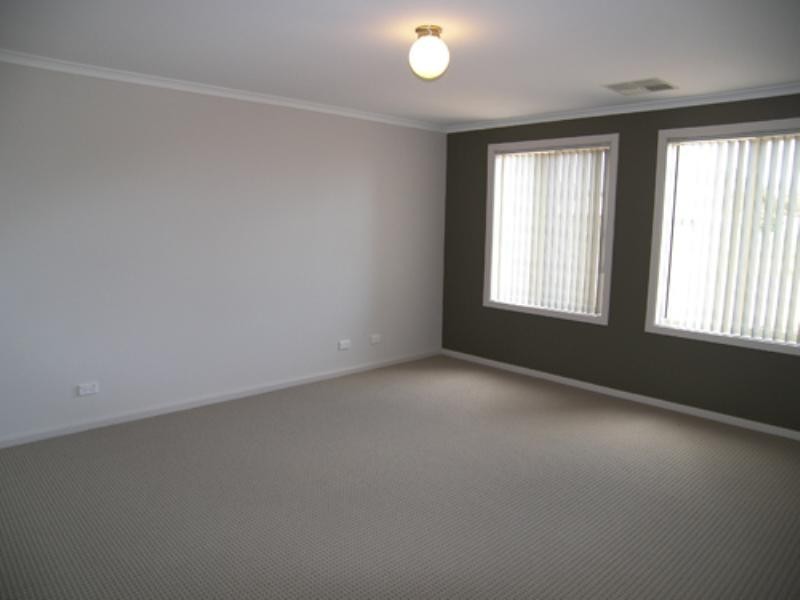 19 Dyson Street (Off Przizibilla Dve), Evanston SA 5116