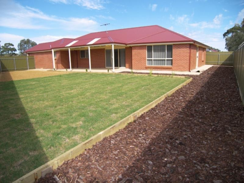 19 Dyson Street (Off Przizibilla Dve), Evanston SA 5116