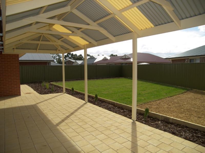 19 Dyson Street (Off Przizibilla Dve), Evanston SA 5116