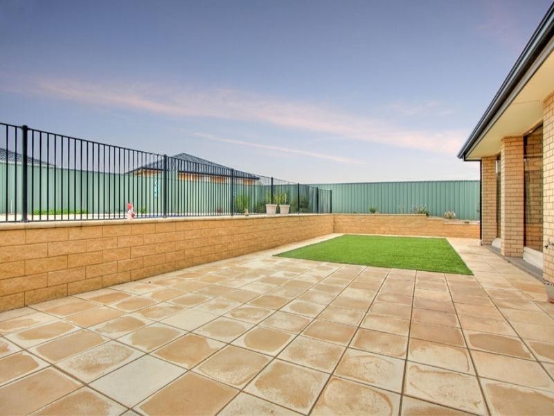 95 Kingfisher Drive, Hewett SA 5118