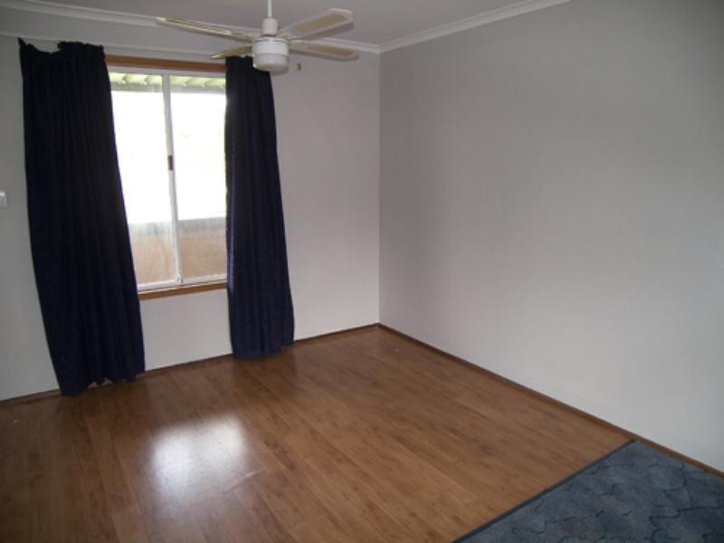 29 First Street, Owen SA 5460