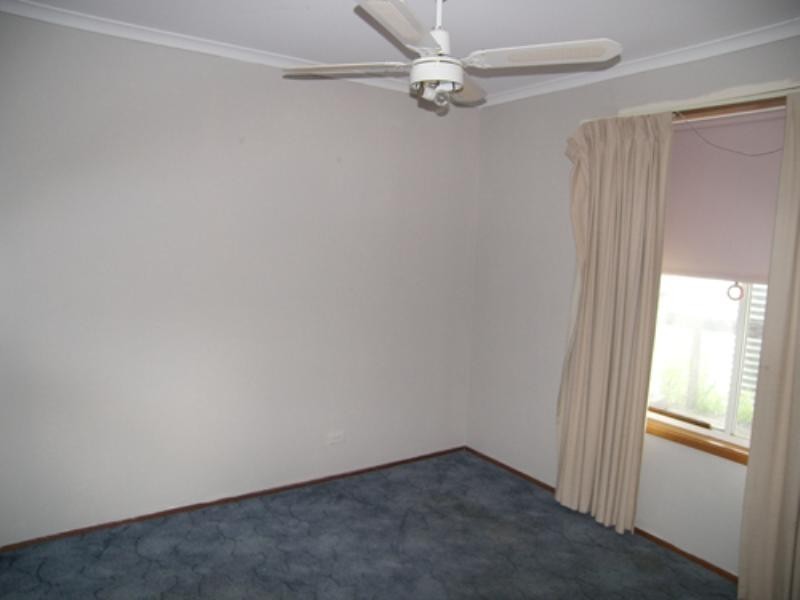 29 First Street, Owen SA 5460