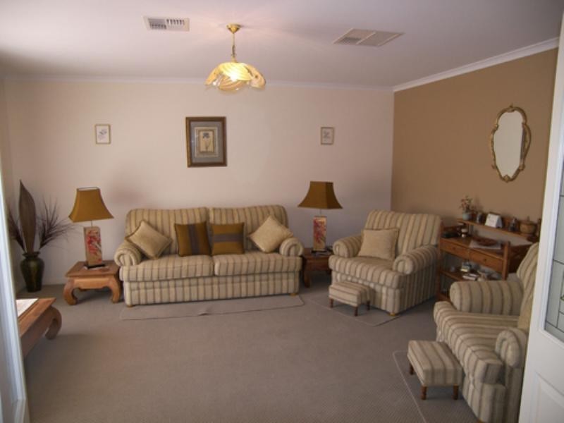 17 McKinlay Avenue, Gawler East SA 5118