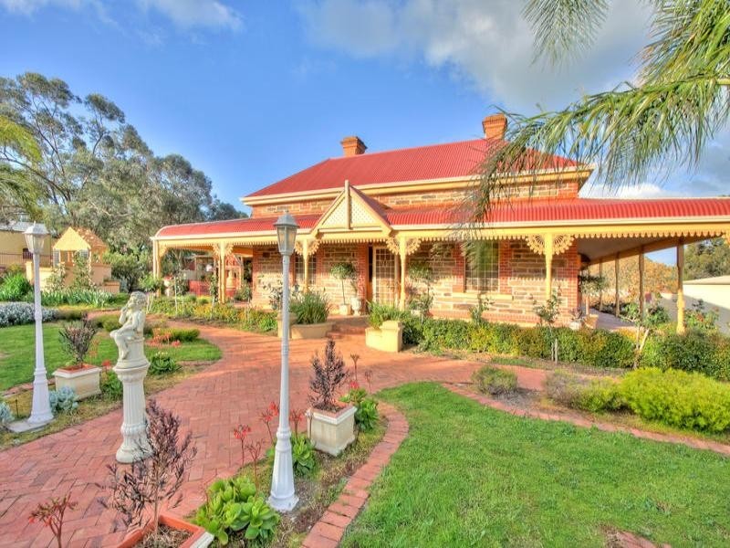 23 Main North Road, Willaston SA 5118