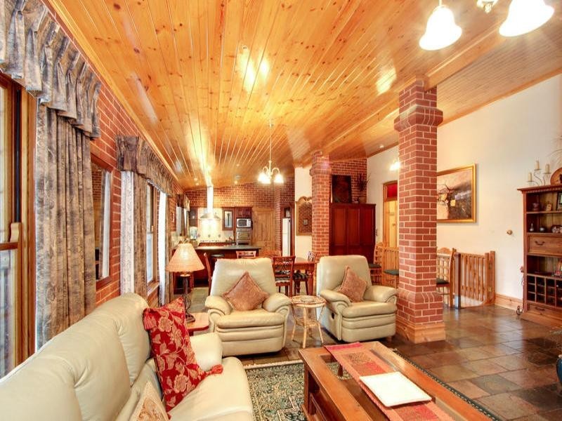 23 Main North Road, Willaston SA 5118