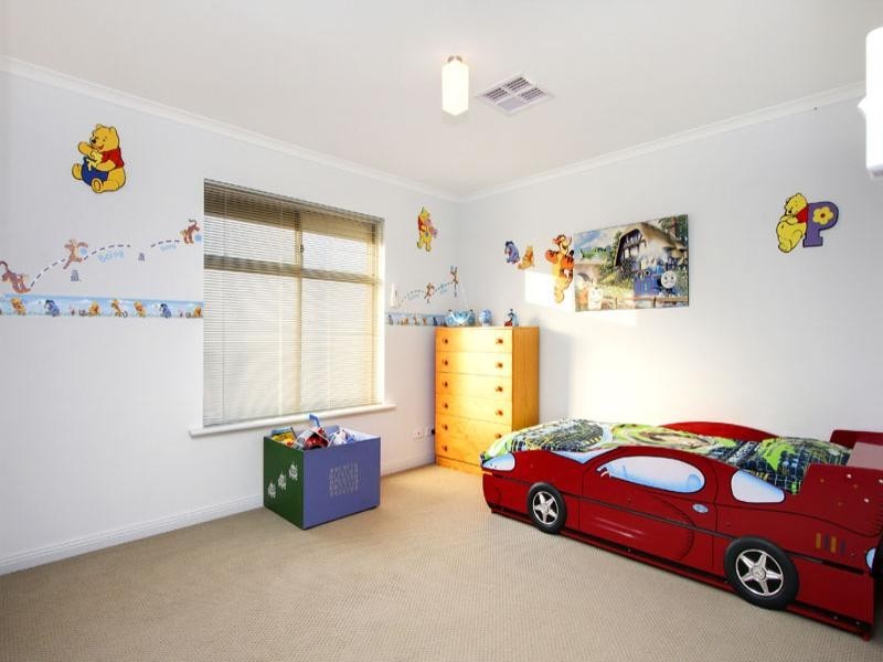 10 Thompson Circuit, Evanston Park SA 5116