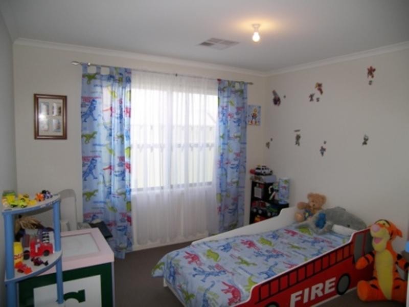 30 Lorikeet Grove, Hewett SA 5118