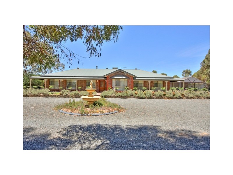 12 Coombs Court, Lewiston SA 5501