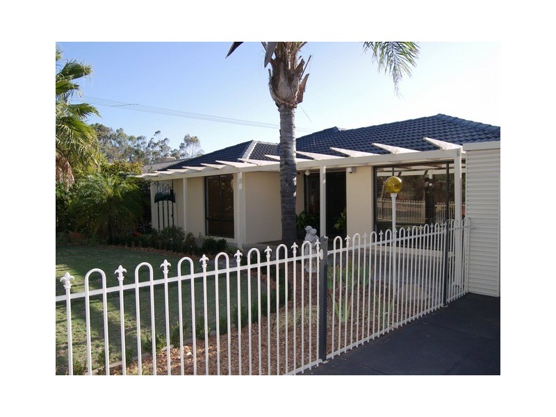 54 Sunnyside Drive, Evanston Park SA 5116