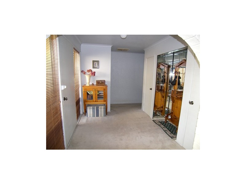 54 Sunnyside Drive, Evanston Park SA 5116