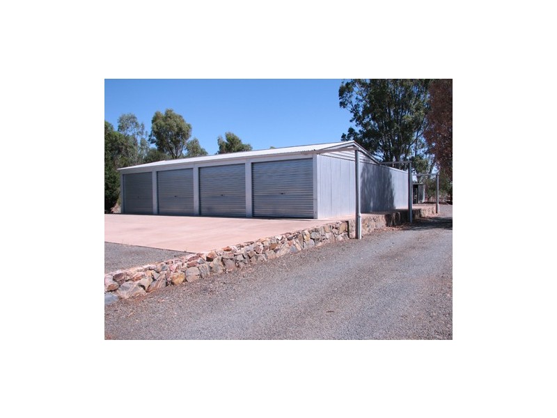17 Glynn Street, Riverton SA 5412
