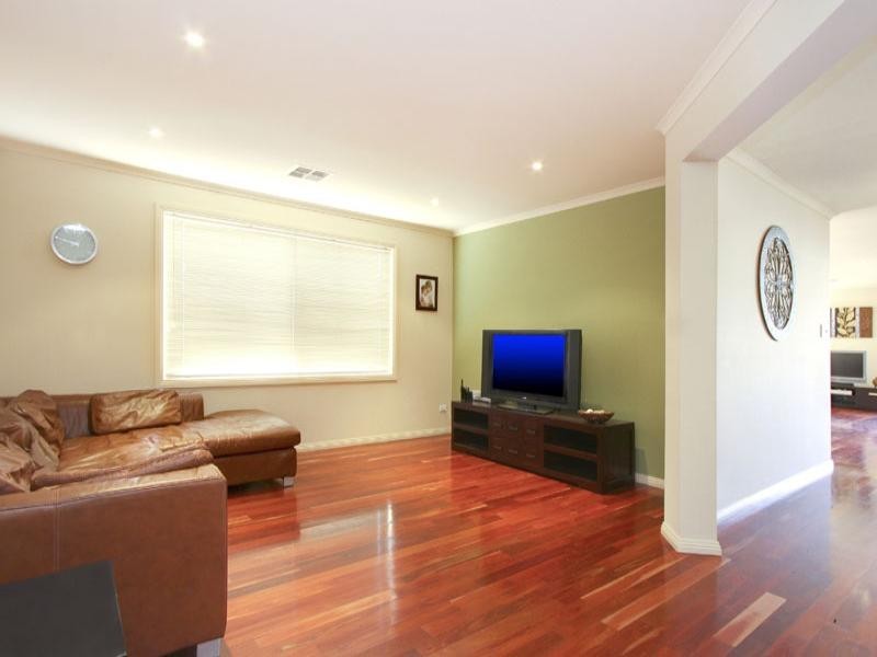 33 Colville Drive, Willaston SA 5118