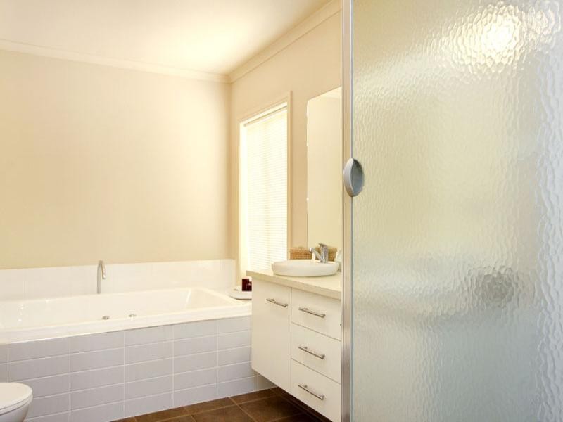 33 Colville Drive, Willaston SA 5118