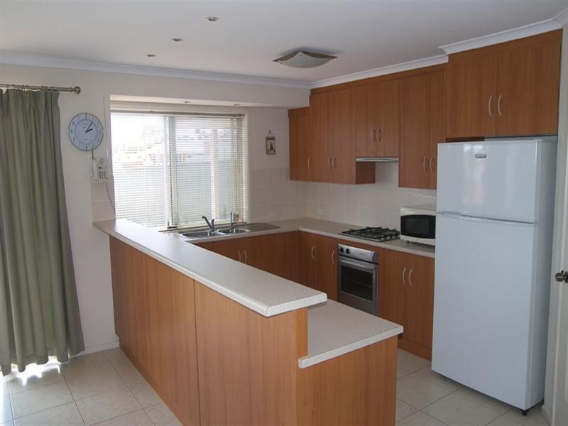 11 Bagot Court, Evanston Park SA 5116