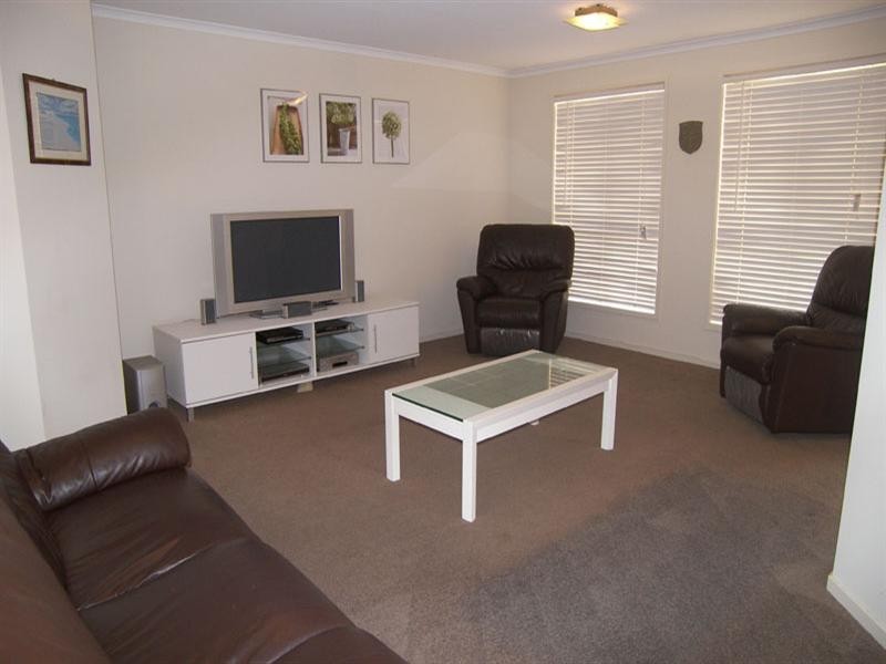 11 Bagot Court, Evanston Park SA 5116