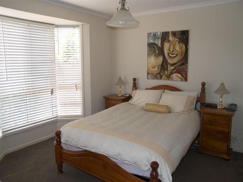 11 Bagot Court, Evanston Park SA 5116