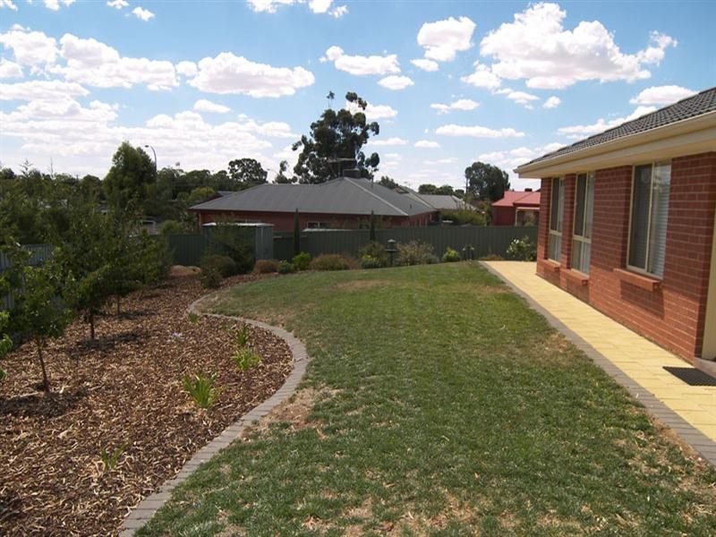 11 Bagot Court, Evanston Park SA 5116