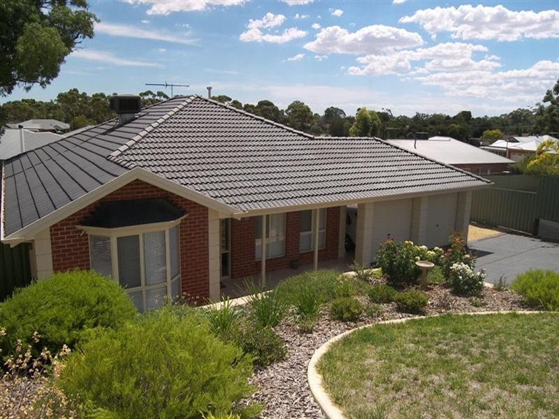 11 Bagot Court, Evanston Park SA 5116