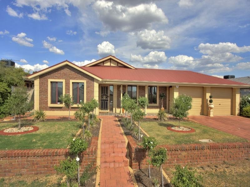 35 Gleeson Grove, Evanston Park SA 5116