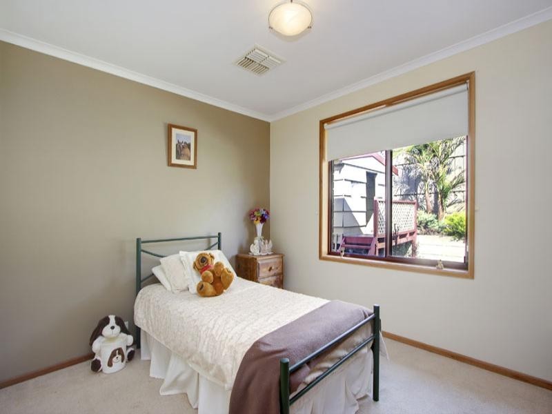 35 Gleeson Grove, Evanston Park SA 5116