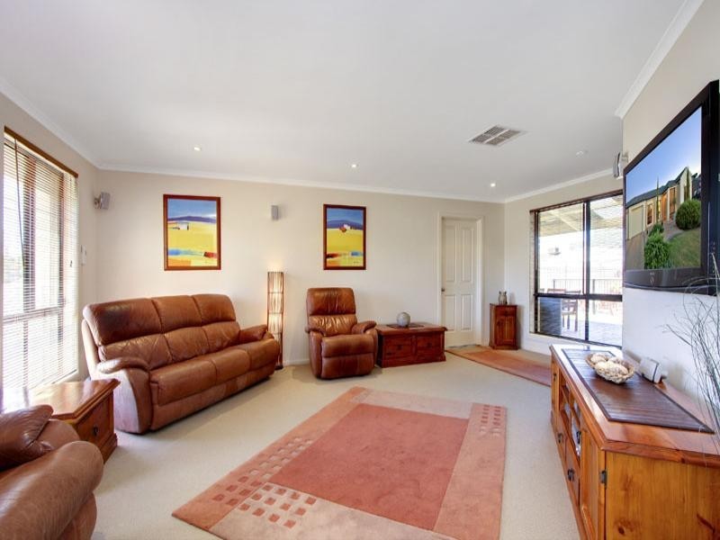 2 Waterhouse Circuit (located off McGonigal Dve), Willaston SA 5118