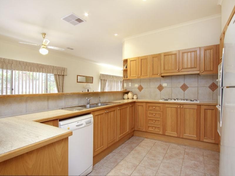 22-24 Trenoweth Close, Greenwith SA 5125