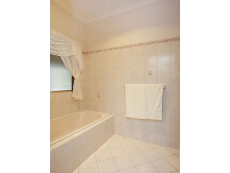 22-24 Trenoweth Close, Greenwith SA 5125