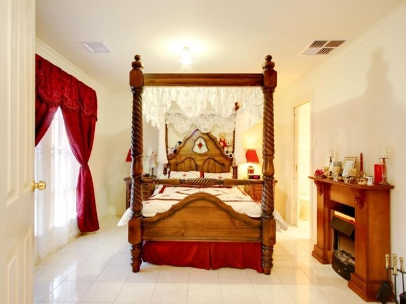 25 Falcon Drive, Hewett SA 5118