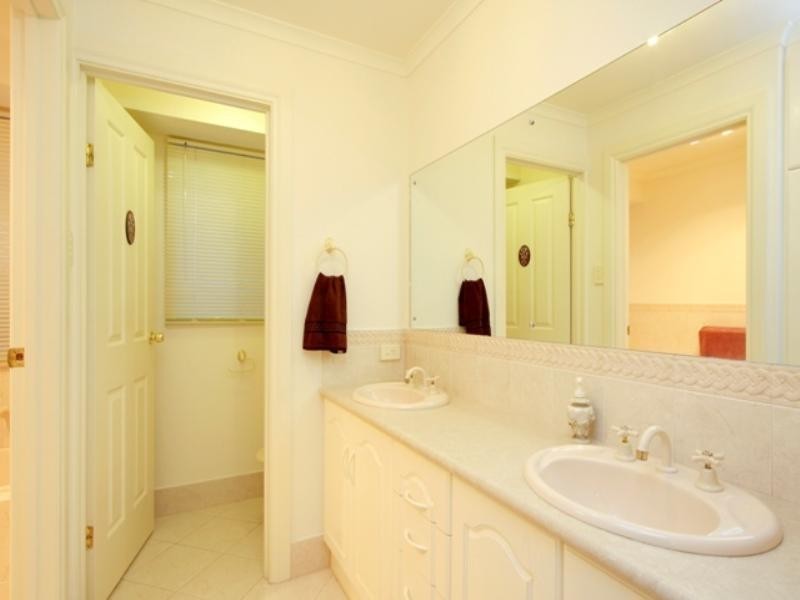 25 Falcon Drive, Hewett SA 5118