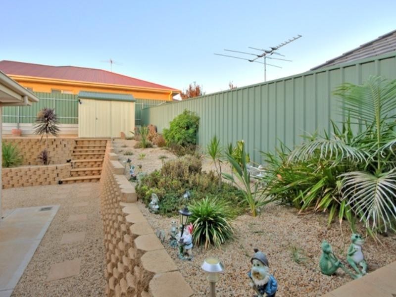 25 Falcon Drive, Hewett SA 5118