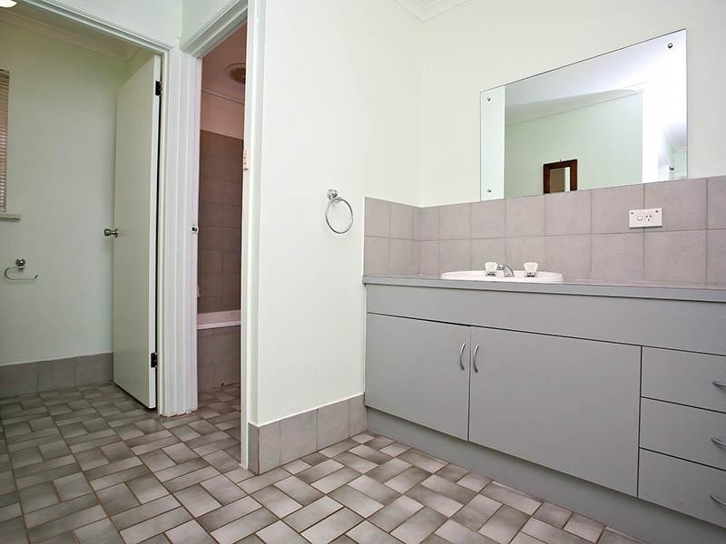 5 Siostrom Court, Willaston SA 5118