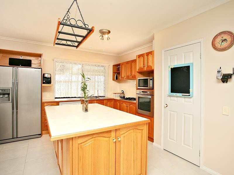 14 Goldfinch Way, Hewett SA 5118