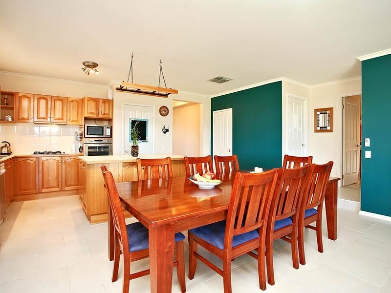 14 Goldfinch Way, Hewett SA 5118