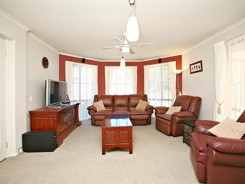 14 Goldfinch Way, Hewett SA 5118