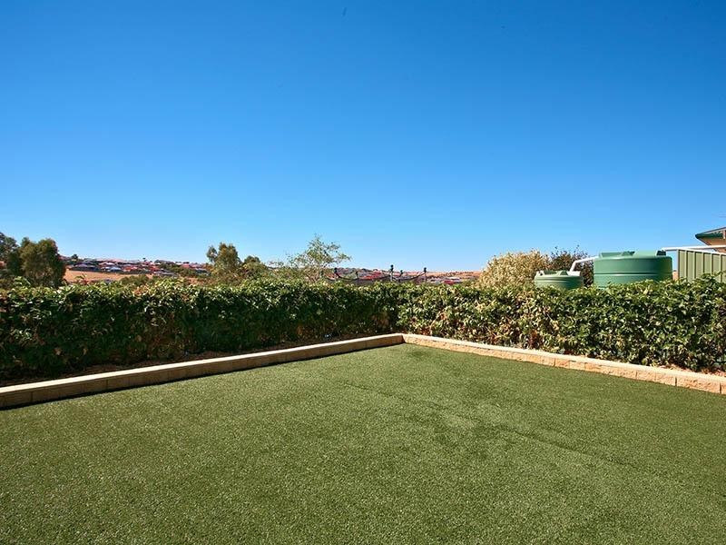 14 Goldfinch Way, Hewett SA 5118