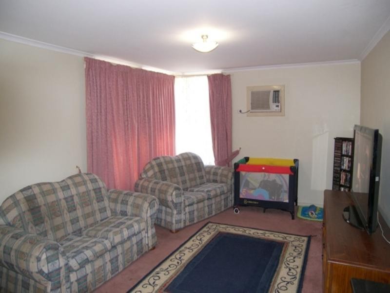 8 Parkers Road, Gawler Belt SA 5118