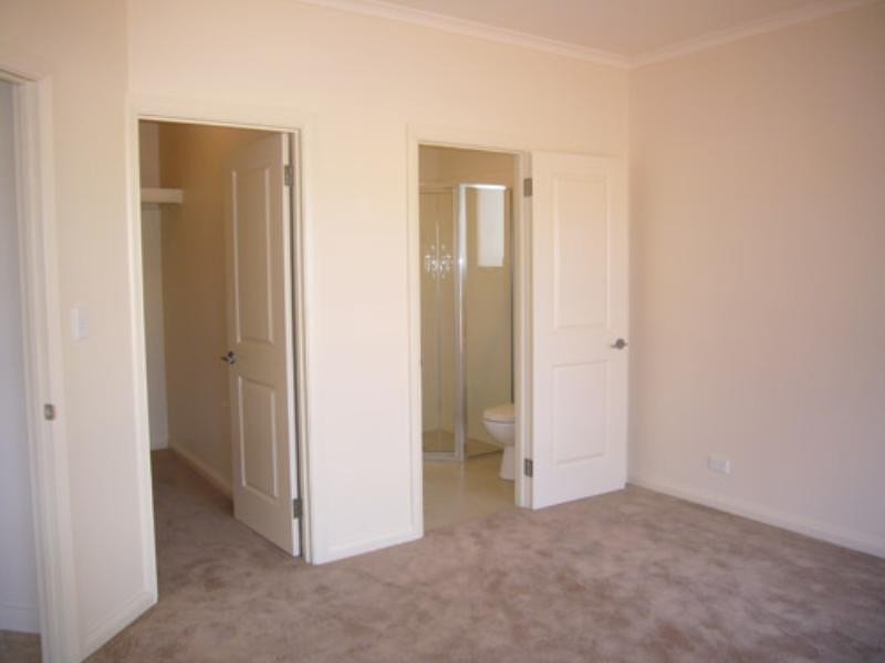 16 Popham Avenue, Gawler East SA 5118