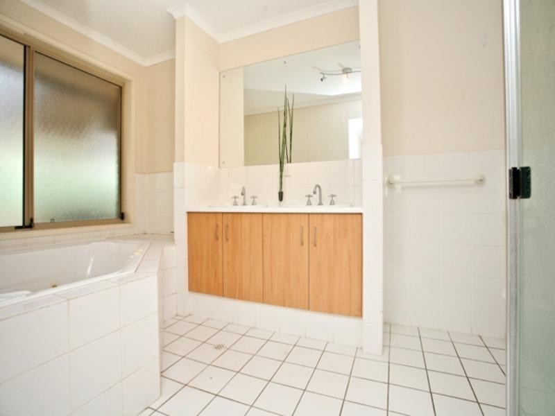 15 Oaklands Circuit, Hewett SA 5118