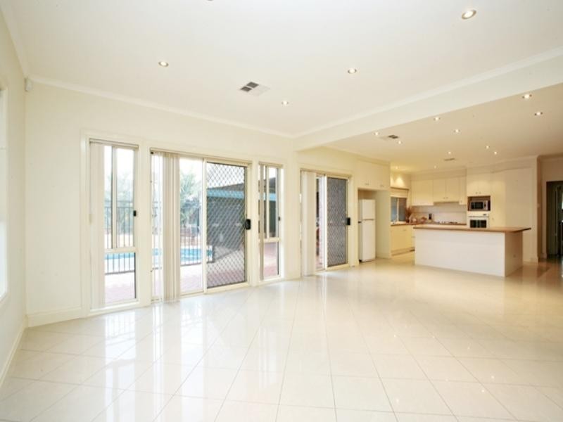 70 Applecross Drive, Blakeview SA 5114