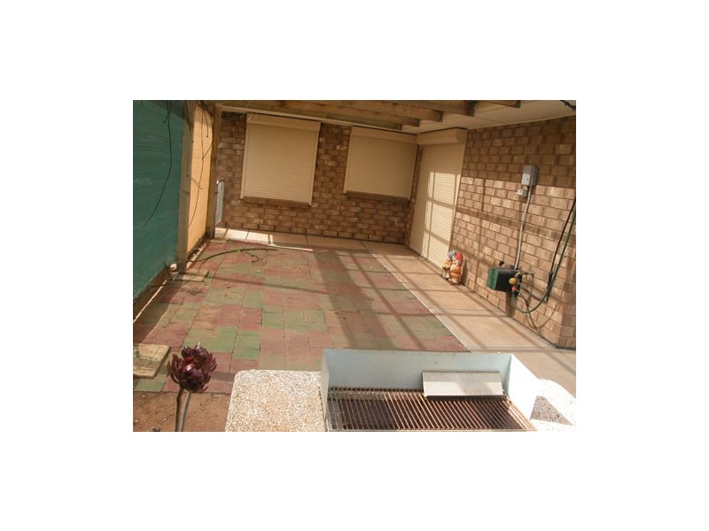 9 Egerton Street, Blanchetown SA 5357