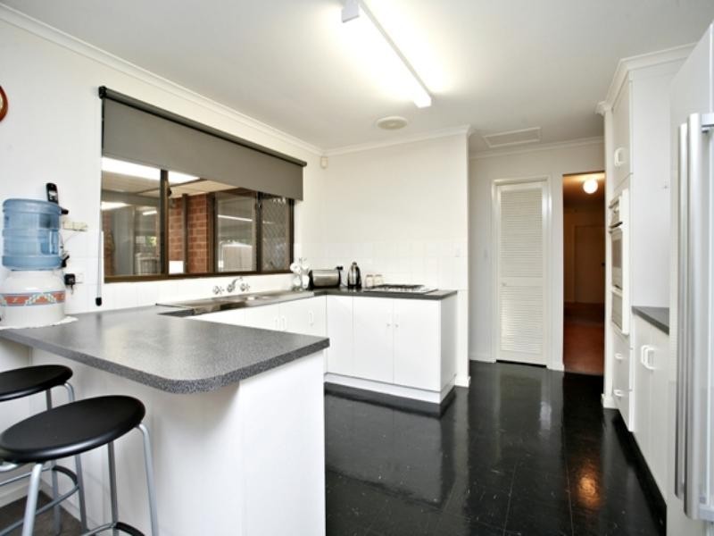 12 Reynolds Drive, Paralowie SA 5108