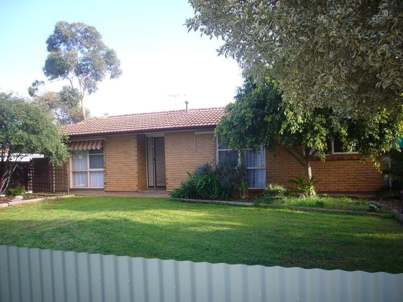 1 Amaroo Court, Smithfield SA 5114