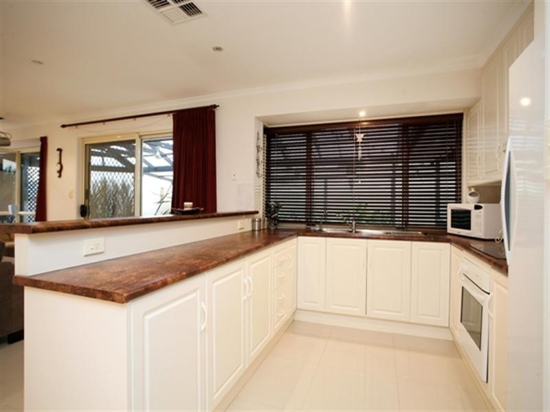 30 Trinity Drive, Evanston Park SA 5116