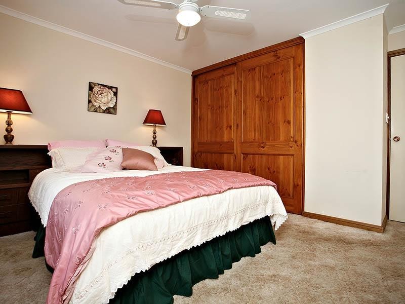 1 Bennett Street, Evanston Gardens SA 5116