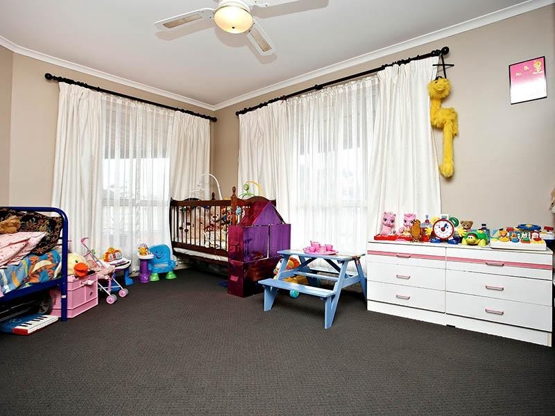 31 Second Street, Owen SA 5460