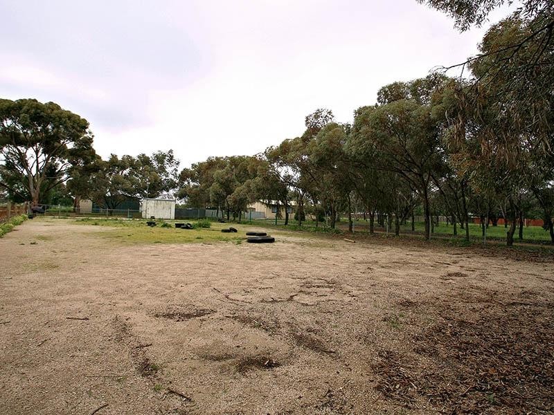 201 Dawkins Road, Lewiston SA 5501