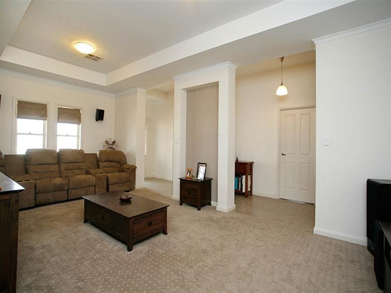 5 Lorikeet Grove, Hewett SA 5118