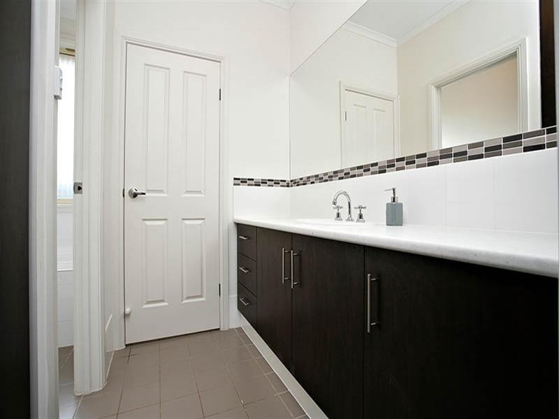 5 Lorikeet Grove, Hewett SA 5118