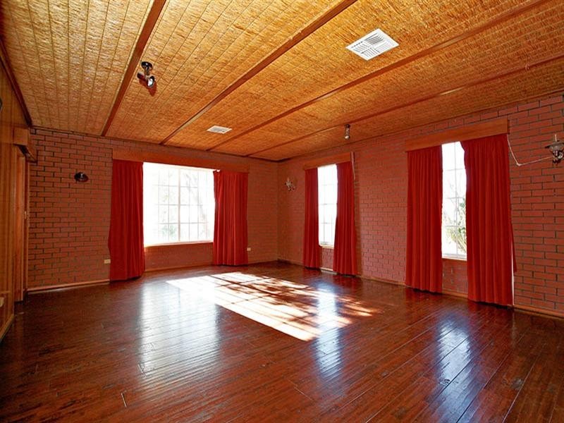 Lot 4 Menzel Road, Williamstown SA 5351